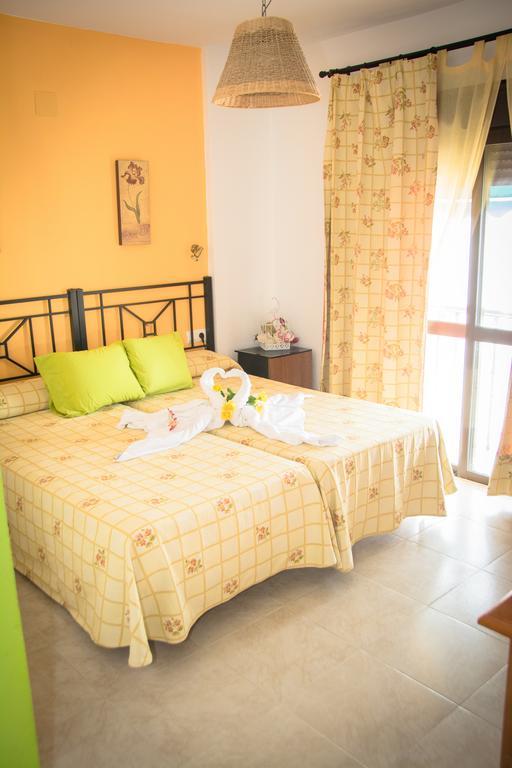 Hostal Malia Conil De La Frontera Exteriér fotografie